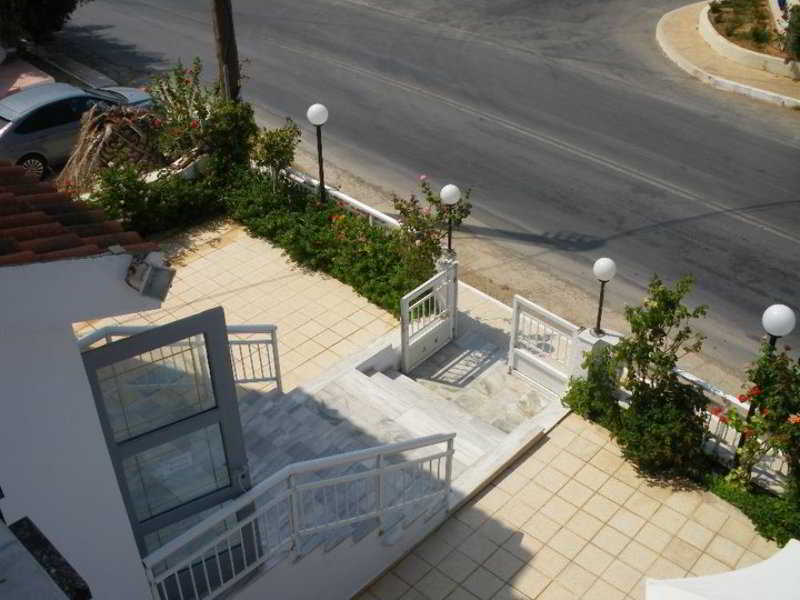 Hotel Anna Apartments Kokkini Hani Extérieur photo