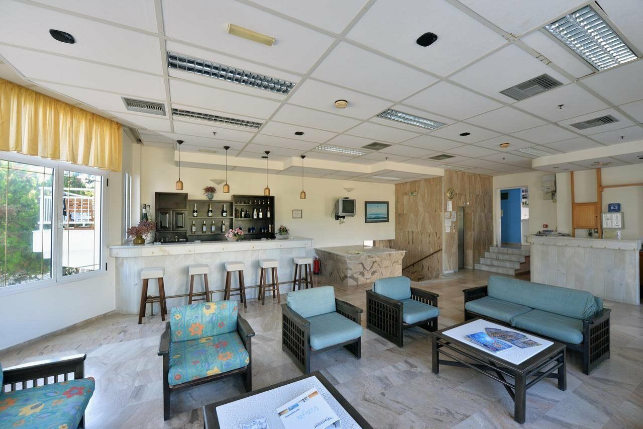 Hotel Anna Apartments Kokkini Hani Extérieur photo
